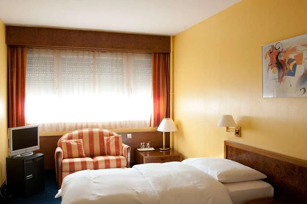 Hostellerie De La Vendee Lancy
