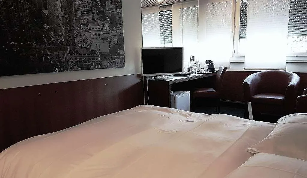 Hostellerie De La Vendee Lancy Svizzera